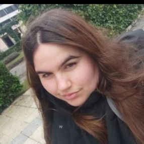 Miren, Niñera o canguro en Mondragón