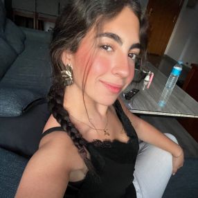 Desiree, Babysitter in La Puebla de Alfindén