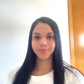 Natalia, Niñera o canguro en Leganés