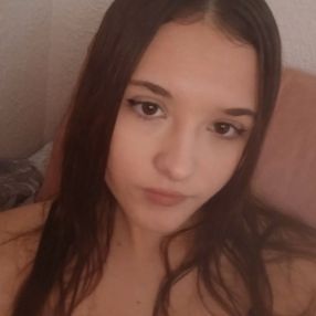 Yeva, Niñera o canguro en El Casar de Escalona