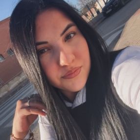 Sofia, Niñera o canguro en Rojales