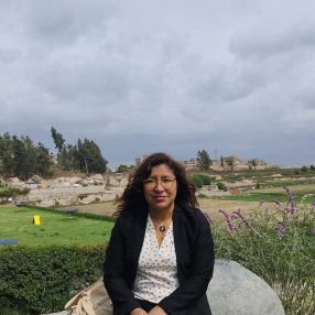 ALBERTA, Babysitter in Cabanillas del Campo