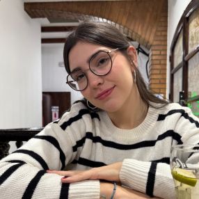 Daniela, Babysitter in Loja