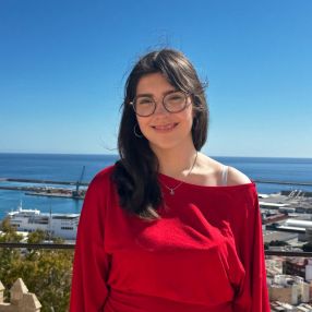 Daniela, Babysitter in Loja
