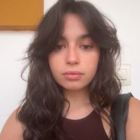 Carmen, Babysitter in Coria