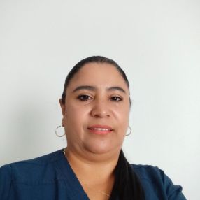 Bertha Inés, Babysitter in Santa Coloma de Gramenet