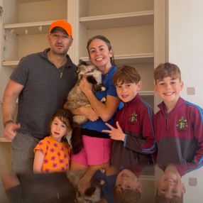 Victor, Familia en Alicante
