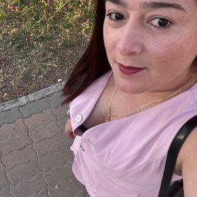 Elga Johanna, Niñera o canguro en Utrera