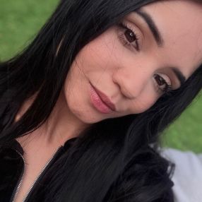Arelis, Babysitter in Pontevedra