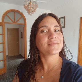 Yuliet, Niñera o canguro en Ingenio