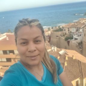 Carla, Niñera o canguro en Villajoyosa
