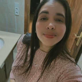 Ytz, Babysitter in Alcira