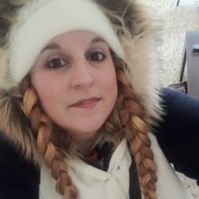 Vanesa, Niñera o canguro en Haro