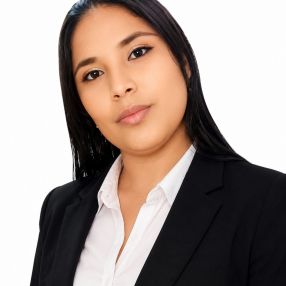 Andrea, Niñera o canguro en El Ejido