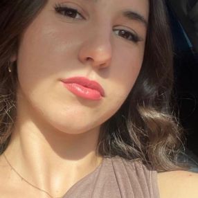 Aitana, Babysitter in El Álamo