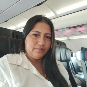 Luz dary, Niñera o canguro en Mazarrón