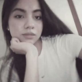 Houda, Niñera o canguro en Andosilla