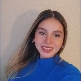 Samia, Niñera o canguro en Lardero