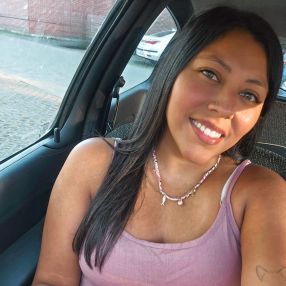 Daiana Denise, Babysitter in Burjasot