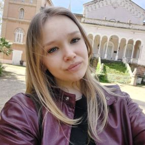 Oksana, Niñera o canguro en Folgueroles