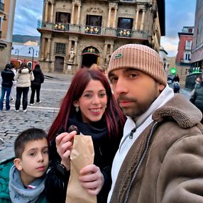Hugo, Family in Pamplona