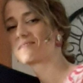 Jessi, Babysitter in Torrente