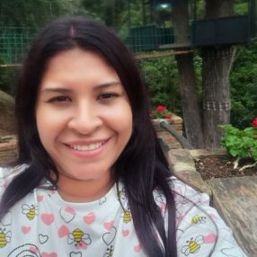 Yolennys, Niñera o canguro en Alginet