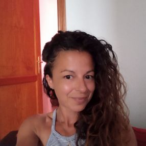 Sendy, Babysitter in San Bartolomé de Tirajana