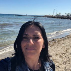 Karen, Niñera o canguro en Santa Pola