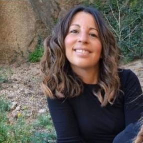 Nuria, Niñera o canguro en Collbató