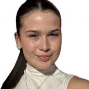 Chloe, Niñera o canguro en La Puebla de Alfindén