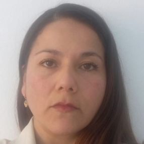 Lina Marcela, Niñera o canguro en La Laguna