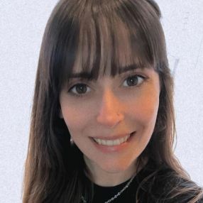 Catherine veronica, Babysitter in La Eliana