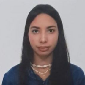 Eliana, Niñera o canguro en El Molar