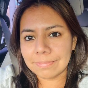 Aurelia, Babysitter in Córdoba