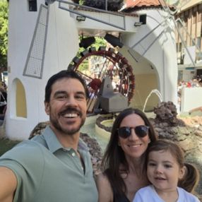 María, Family in Pozuelo de Alarcón