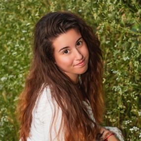 Marina, Babysitter in Loja
