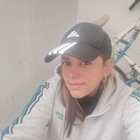 Sami, Niñera o canguro en Jalón