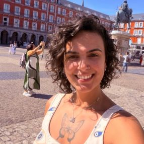 Rafaella, Niñera o canguro en Massamagrell