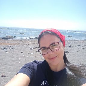 Ana karina, Niñera o canguro en Arona
