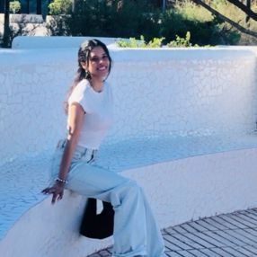 Ariadna, Babysitter in Arona