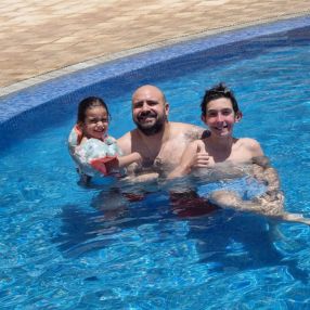 Aitor, Family in La Cuesta