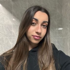 Leticia, Niñera o canguro en Astillero