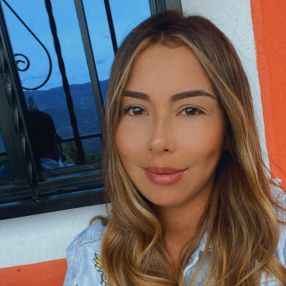 Luisa Fernanda, Niñera o canguro en Buzanada