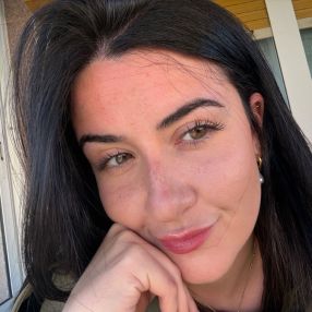 Cristina, Niñera o canguro en San Adrián de Besós