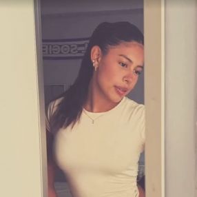 Alejandra, Niñera o canguro en Mendaro