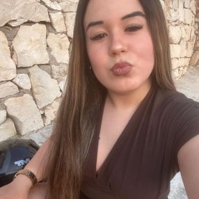 Leire, Niñera o canguro en El Verger