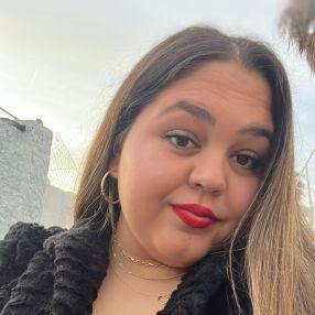 Carlota, Niñera o canguro en Isla Cristina