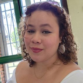 Karol, Niñera o canguro en Aranda de Duero