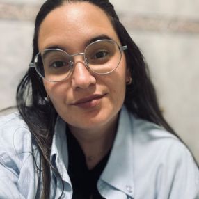 Rocío, Babysitter in El Coronil